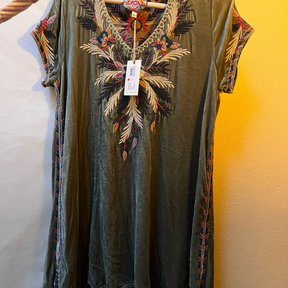 Johnny Was Olive Embroidered Top
